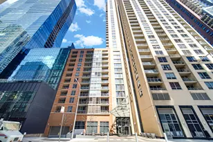 420 E Waterside Dr, Chicago, IL 60601 - Photo 2