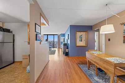 2015 S Finley Road #801, Lombard, IL 60148 - Photo 2