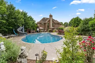 17949 S Crystal Lake Dr, Mokena, IL 60448 - Photo 10