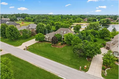 17949 S Crystal Lake Drive, Mokena, IL 60448 - Photo 2