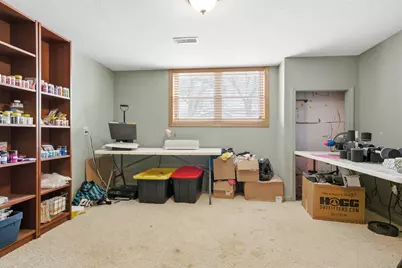 1306 Kirkwood Drive, Pontiac, IL 61764 - Photo 28