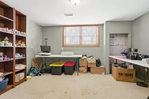 1306 Kirkwood Dr, Pontiac, IL 61764 - Photo 28