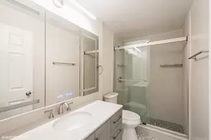 211 E Ohio St, Chicago, IL 60611 - Photo 10