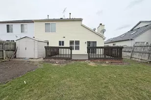 1127 Ashbrook Dr, Mundelein, IL 60060 - Photo 36