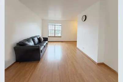 [Address not provided], Mundelein, IL 60060 - Photo 6