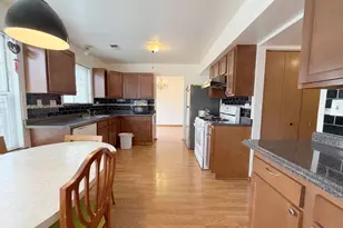 1127 Ashbrook Dr, Mundelein, IL 60060 - Photo 16