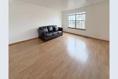 [Address not provided], Mundelein, IL 60060 - Photo 4