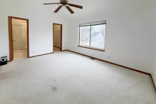 1127 Ashbrook Dr, Mundelein, IL 60060 - Photo 22