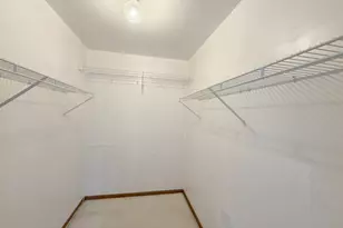 1127 Ashbrook Dr, Mundelein, IL 60060 - Photo 24