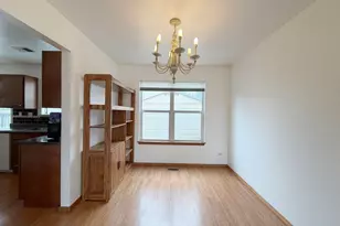 1127 Ashbrook Dr, Mundelein, IL 60060 - Photo 18