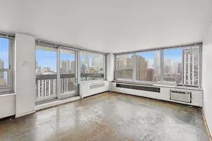 1255 N Sandburg Terrace, Chicago, IL 60610 - Photo 2