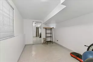 5338 N Kedzie Ave, Chicago, IL 60625 - Photo 20