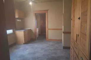 1231 S Float Ave, Freeport, IL 61032 - Photo 4