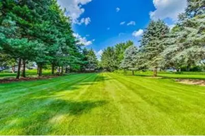 568 Pamela Street, Gilberts, IL 60136 - Photo 2