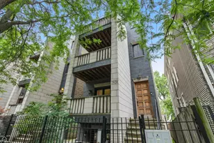 2920 N Damen Ave, Chicago, IL 60618 - Photo 1