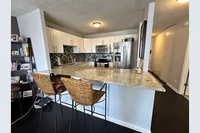 30 E Huron Street #3706, Chicago, IL 60611 - Photo 6