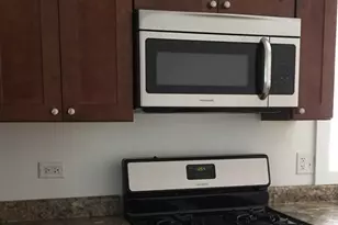 6429 N Claremont Ave, Chicago, IL 60645 - Photo 12