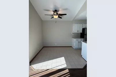 39 Spuhler Drive #39, Batavia, IL 60510 - Photo 4