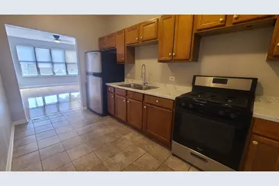 604 E Marquette Road #2, Chicago, IL 60637 - Photo 4