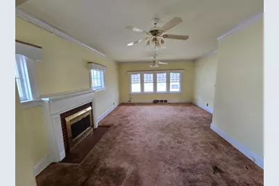 112 Rome Avenue, Rockford, IL 61107 - Photo 2