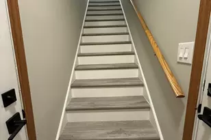 45 Spuhler St, Batavia, IL 60510 - Photo 2