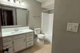 45 Spuhler St, Batavia, IL 60510 - Photo 12