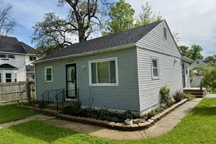 320 S Raynor Ave, Joliet, IL 60436 - Photo 1