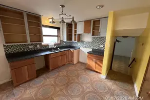 9128 S Komensky Ave, Oak Lawn, IL 60453 - Photo 12