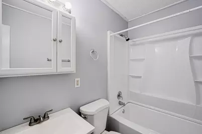 [Address not provided], Rockford, IL 61103 - Photo 12
