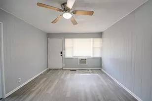 [Address not provided], Rockford, IL 61103 - Photo 4