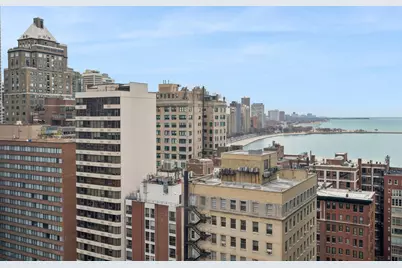 253 E Delaware Place #21G, Chicago, IL 60611 - Photo 10