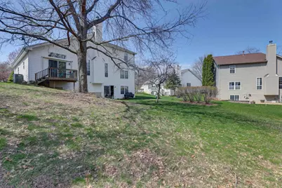 102 N Crooked Lake Lane, Lindenhurst, IL 60046 - Photo 36