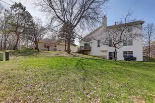 102 N Crooked Lake Ln, Lindenhurst, IL 60046 - Photo 30