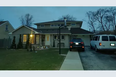 7964 Lavergne Avenue, Burbank, IL 60459 - Photo 1