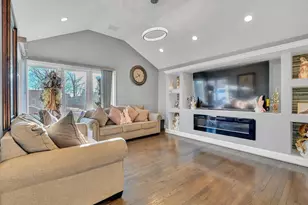 7964 Lavergne Ave, Burbank, IL 60459 - Photo 4