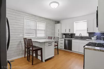 14439 Lawndale Avenue, Midlothian, IL 60445 - Photo 10