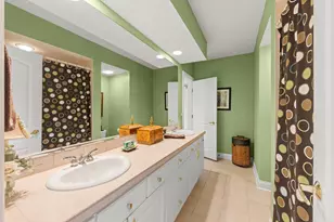 4N446 Mountain Ash Dr, Wayne, IL 60184 - Photo 54