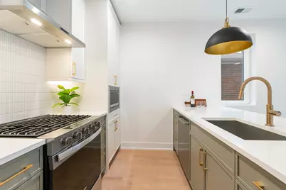 1107 W Vernon Park Place #2, Chicago, IL 60607 - Photo 8