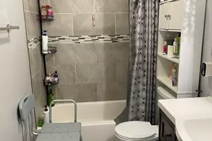 553 Alton Ct, Carol Stream, IL 60188 - Photo 6