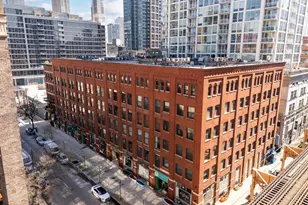 225 W Huron St, Chicago, IL 60654 - Photo 22