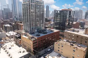 225 W Huron St, Chicago, IL 60654 - Photo 26