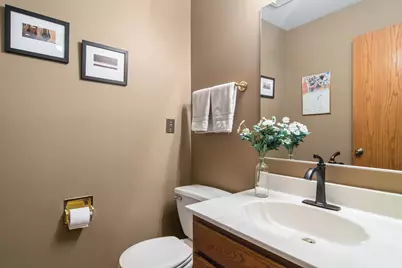 302 Chateau Drive, Buffalo Grove, IL 60089 - Photo 14