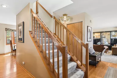 302 Chateau Drive, Buffalo Grove, IL 60089 - Photo 2