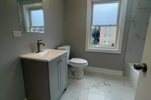 8023 S Yates Blvd, Chicago, IL 60617 - Photo 20