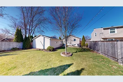 1127 Lotus Drive, Round Lake Beach, IL 60073 - Photo 26