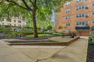 4980 N Marine Dr, Chicago, IL 60640 - Photo 16