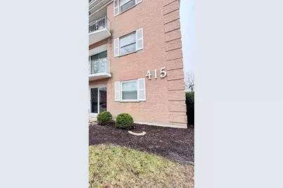 415 Wesley Avenue #48, Oak Park, IL 60302 - Photo 2