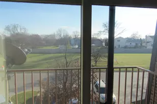 733 Limerick Ln, Schaumburg, IL 60193 - Photo 14