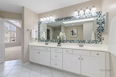 371 Sycamore Street, Vernon Hills, IL 60061 - Photo 22