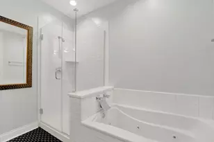 330 N Clinton St, Chicago, IL 60661 - Photo 16